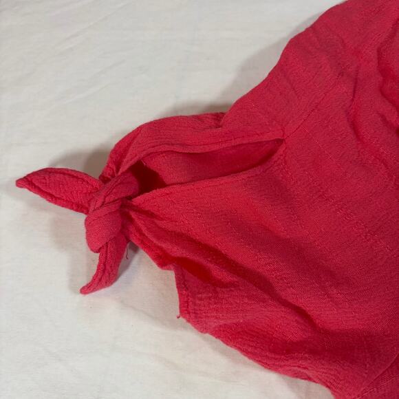 Lulu’s pink wrap dress. Knee length. Size S. Textured. Sundress. Flutter sleeve - Picture 3 of 7